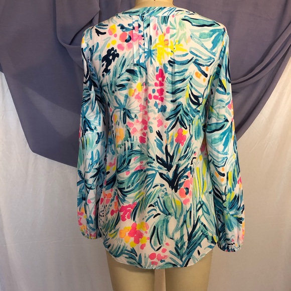 Like New Vintage Lilly Pulitzer peasant white blue pink top Size XSmall Y2K - Picture 8 of 8